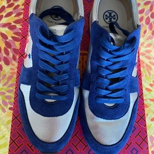 Tory Burch Brielle Sneaker. Silver/Navy/Rose. 7.5